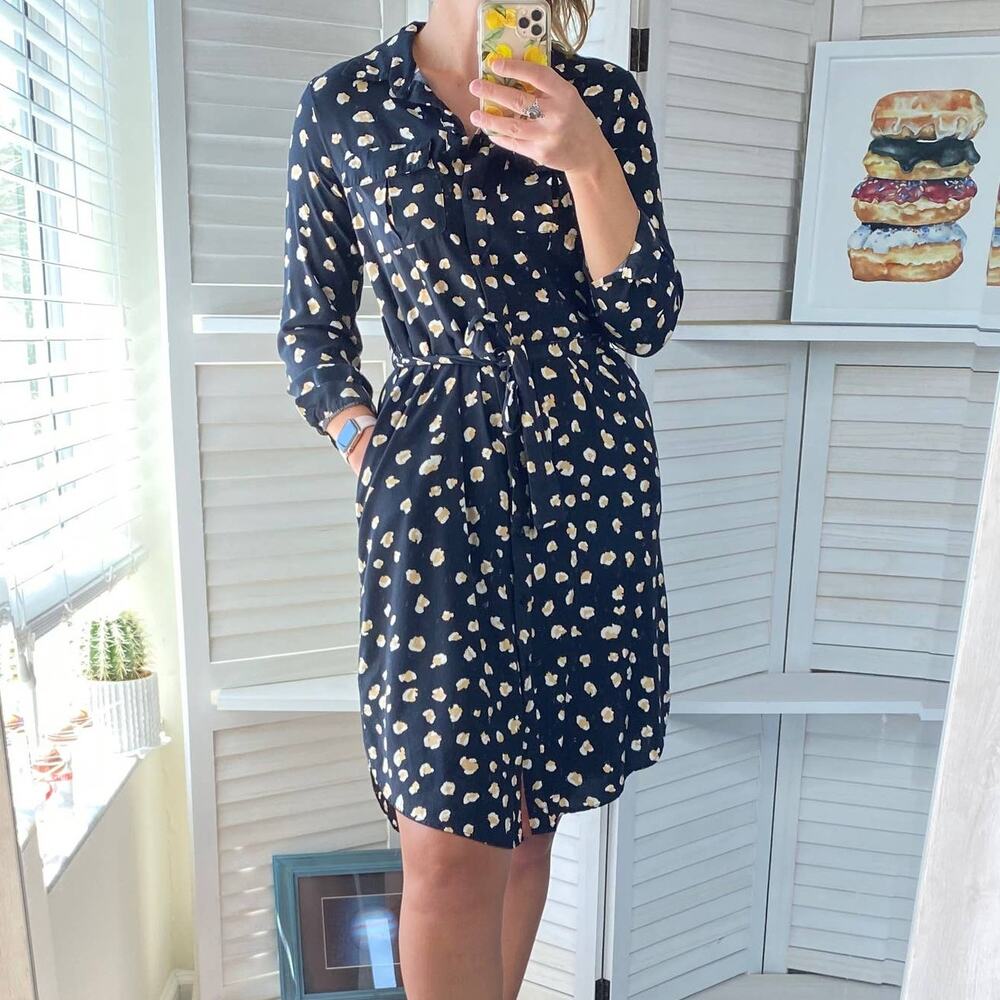 Reserved black and tan button down belted dress size 8